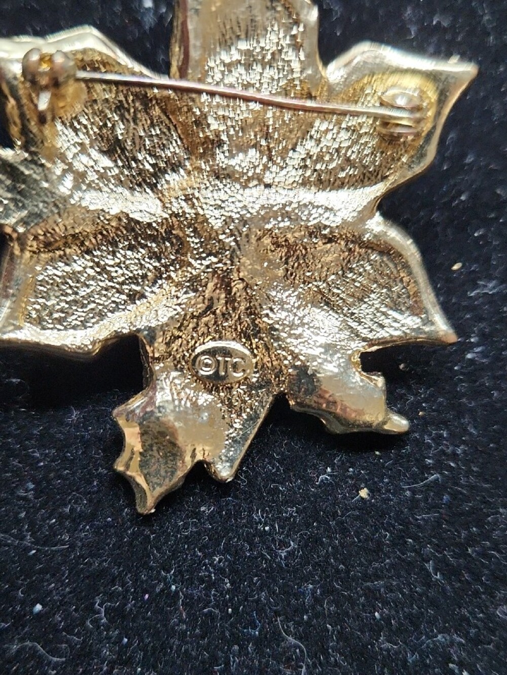 Gold-Tone  Holiday Brooche Bundle - Picture 3 of 11